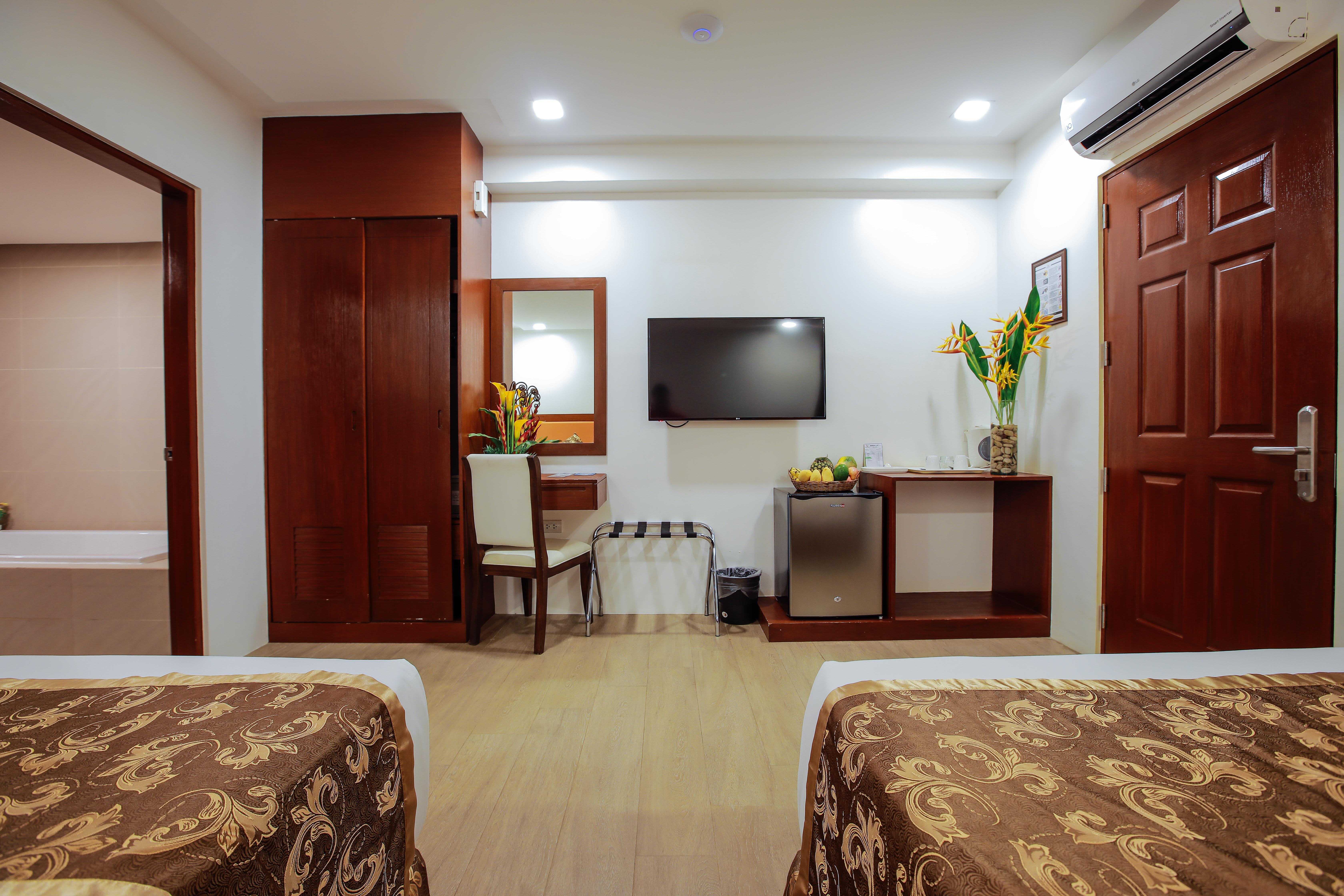 Paradise Garden And Convention Center Boracay Powered By Aston