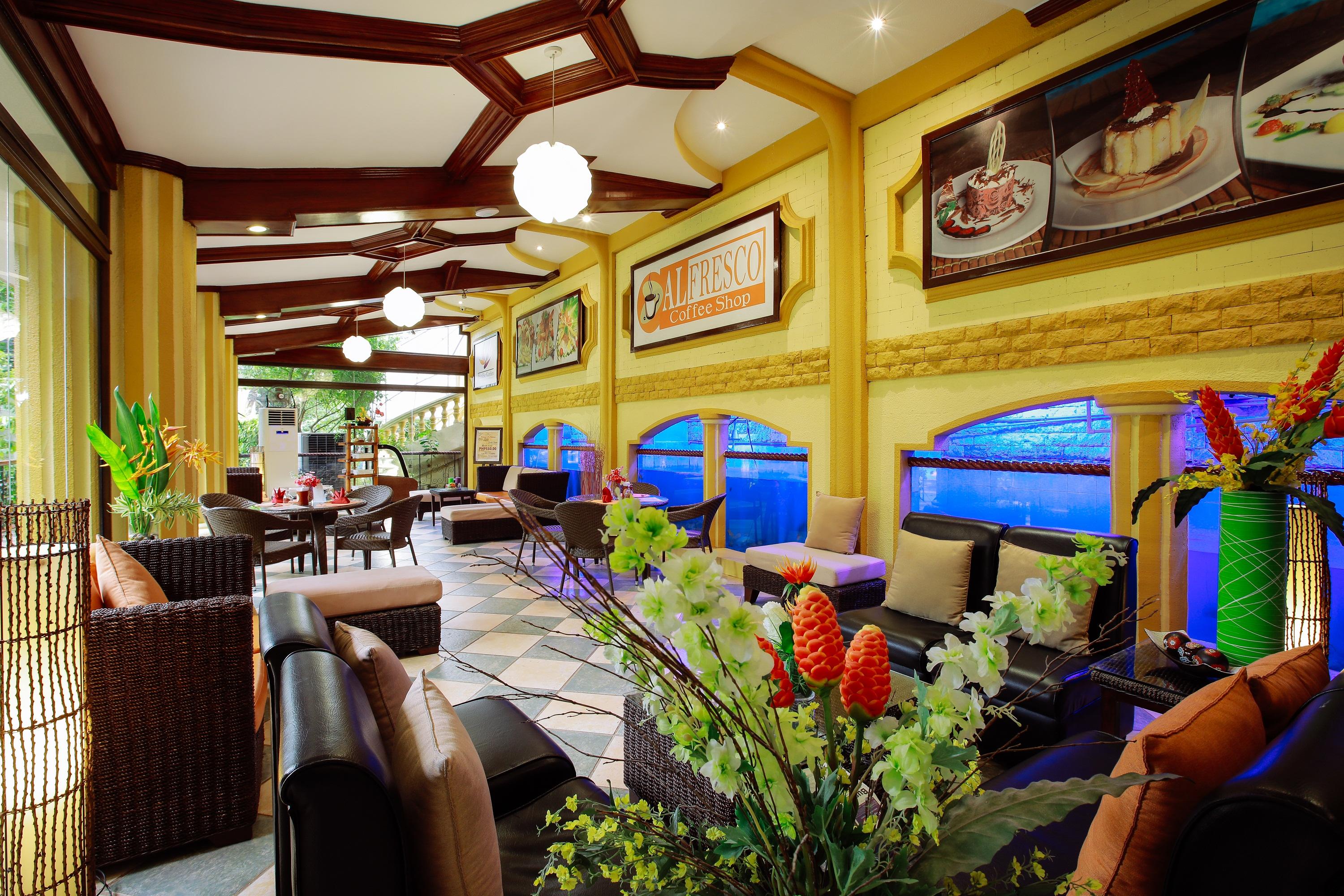 Paradise Garden And Convention Center Boracay Powered By Aston Manoc-Manoc