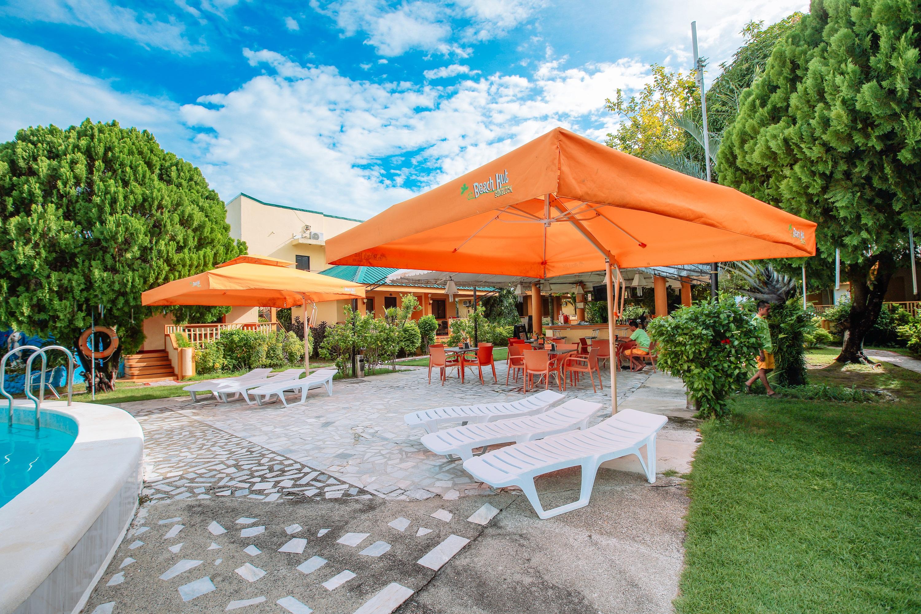 Hotel Paradise Garden And Convention Center Boracay Powered By Aston 4*