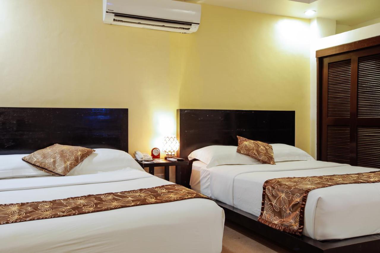 Paradise Garden And Convention Center Boracay Powered By Aston Hotel