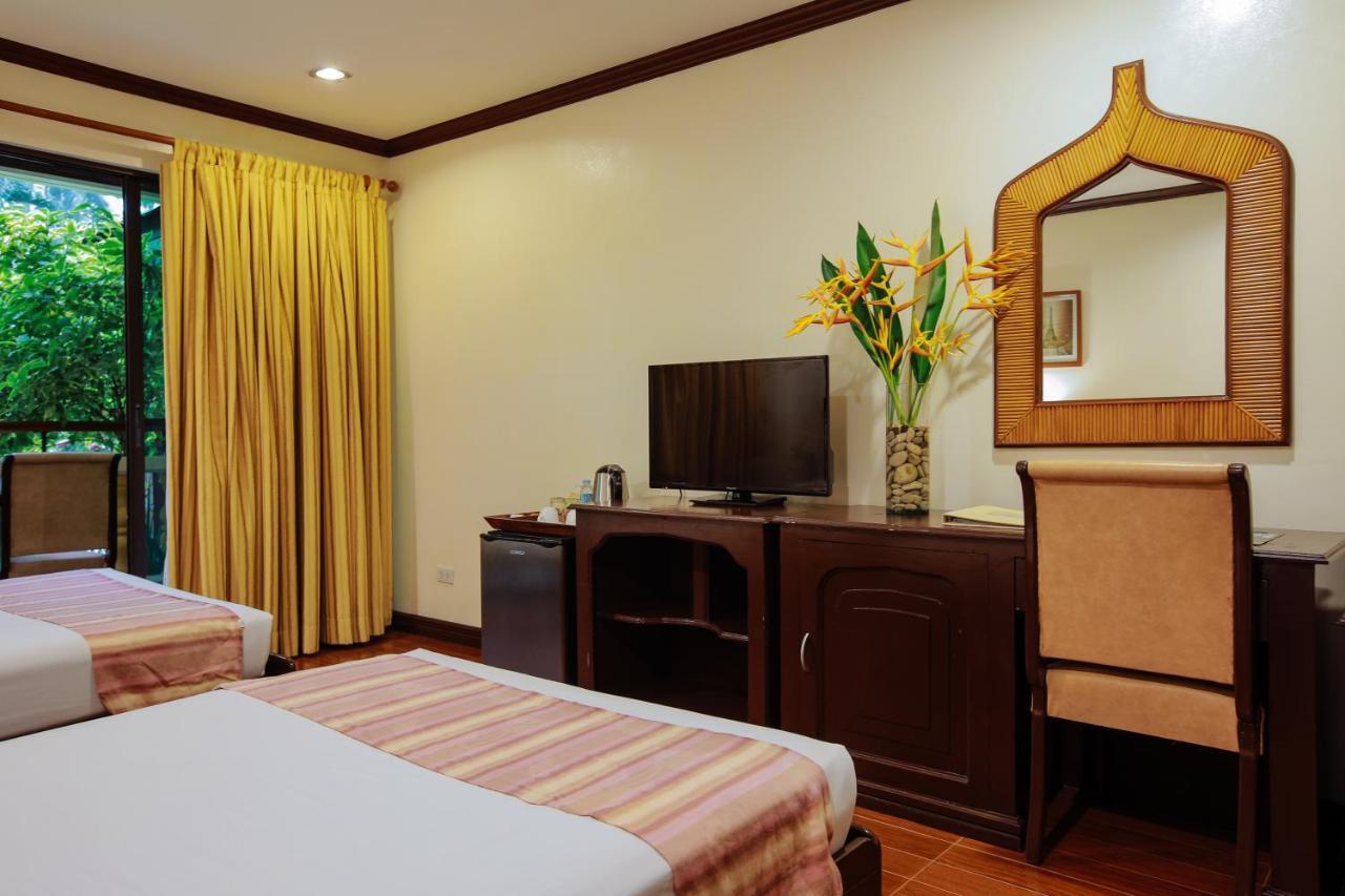Hotel Paradise Garden And Convention Center Boracay Powered By Aston