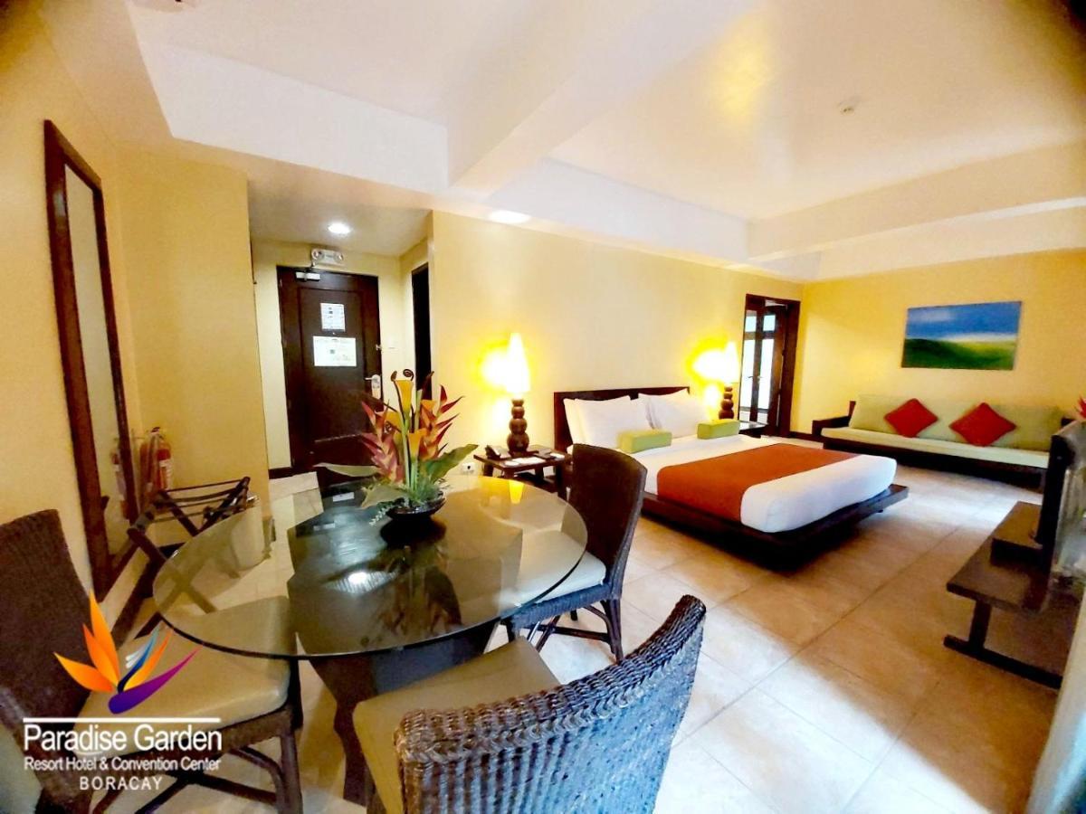 Paradise Garden And Convention Center Boracay Powered By Aston Hotel