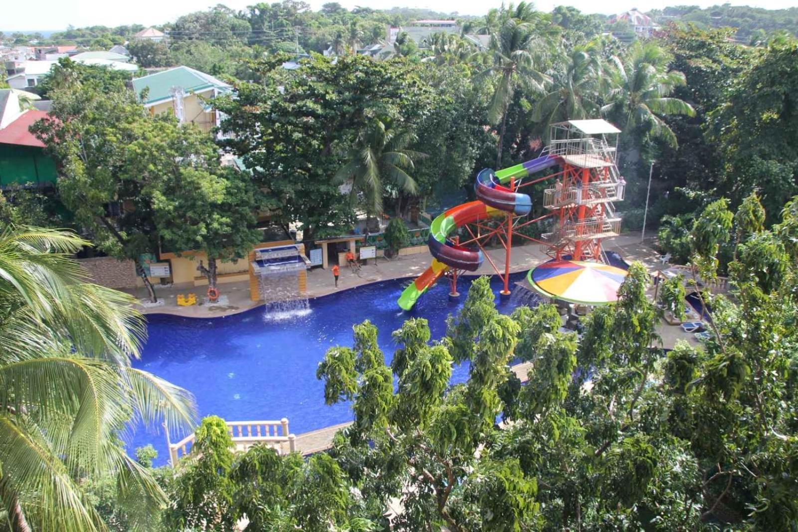 Paradise Garden And Convention Center Boracay Powered By Aston