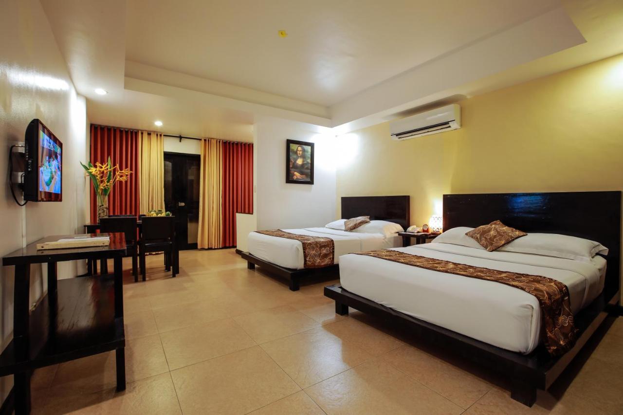Paradise Garden And Convention Center Boracay Powered By Aston Hotel