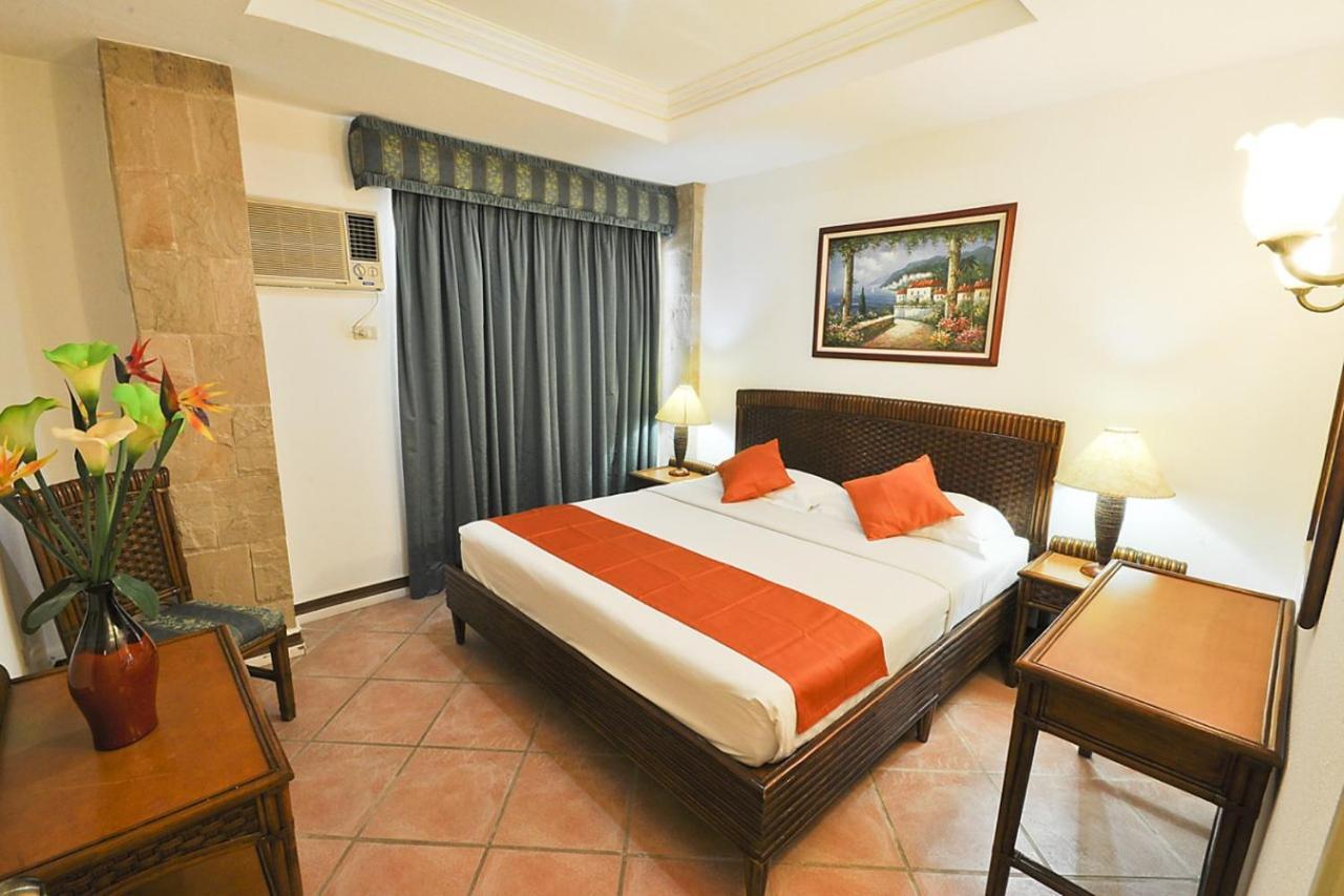 Paradise Garden And Convention Center Boracay Powered By Aston Manoc-Manoc